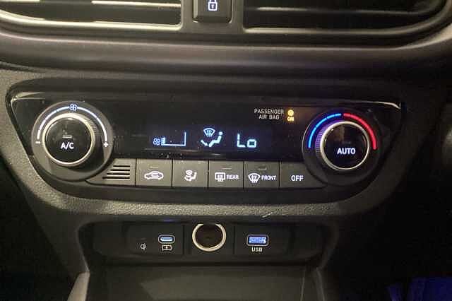 Hyundai i10 1.0 [63] Premium 5dr Auto [Nav]