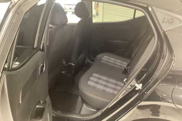 Hyundai i10 1.0 [63] Premium 5dr Auto [Nav]
