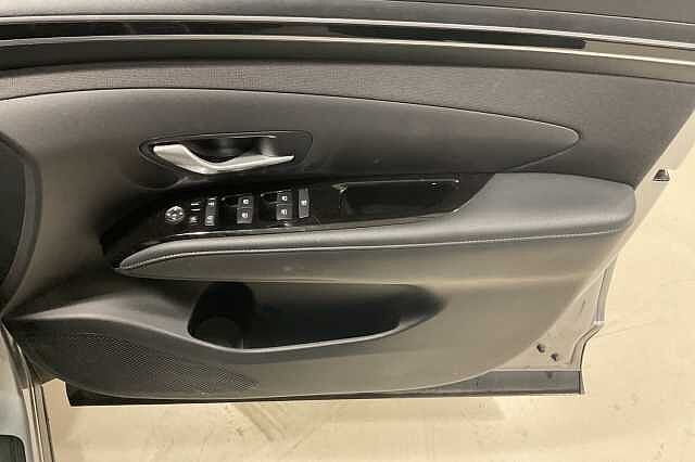 Hyundai TUCSON 1.6 TGDi Hybrid 230 SE Connect 5dr 2WD Auto