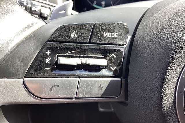 Hyundai TUCSON 1.6 TGDi Hybrid 230 Premium 5dr 2WD Auto
