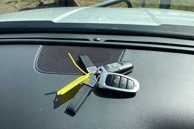 Hyundai TUCSON 1.6 TGDi Hybrid 230 Premium 5dr 2WD Auto