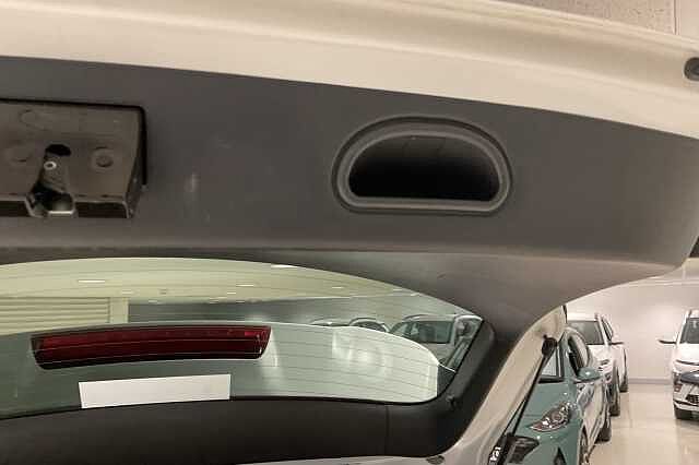 Hyundai KONA 1.6 GDi Hybrid Premium 5dr DCT