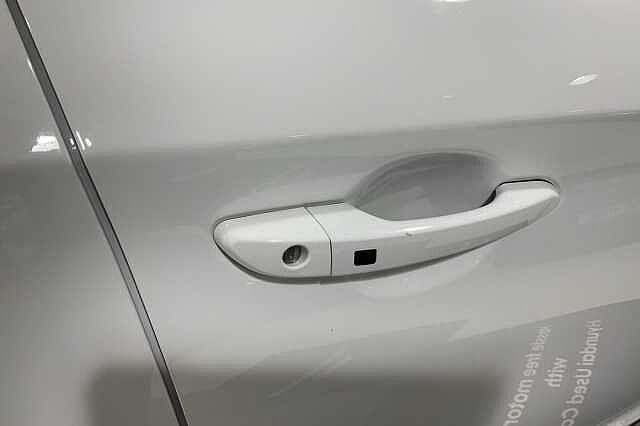 Hyundai KONA 1.6 GDi Hybrid Premium 5dr DCT