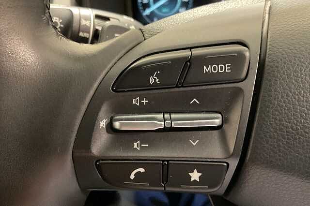 Hyundai KONA 1.6 GDi Hybrid Premium 5dr DCT