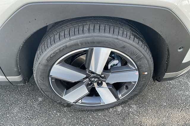 Hyundai SANTA FE 1.6 TGDi 239 Hybrid Ultimate 5dr Auto