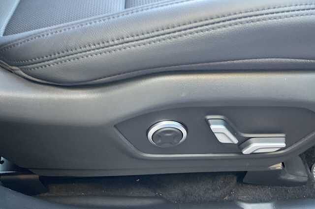 Hyundai SANTA FE 1.6 TGDi 239 Hybrid Ultimate 5dr Auto