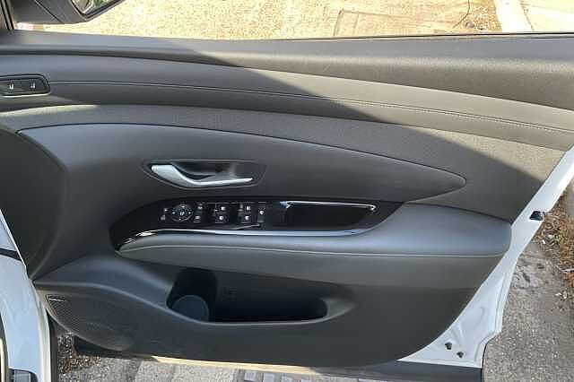 Hyundai TUCSON 1.6T Plug-in Hybrid Ultimate 5dr 4WD Auto