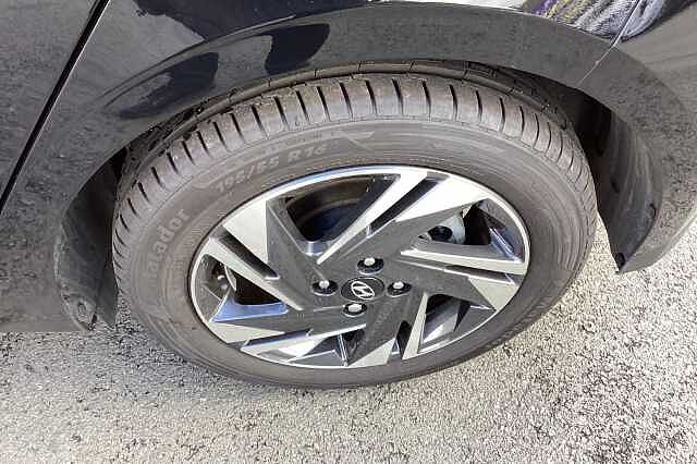 Hyundai i20 1.0 T-GDi 2022MY SE Connect Manual