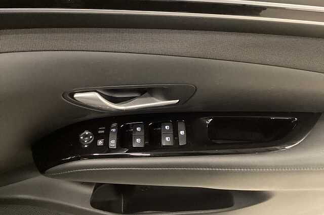 Hyundai TUCSON 1.6 TGDi Hybrid 230 SE Connect 5dr 2WD Auto