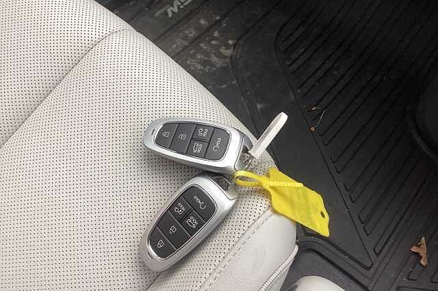 Hyundai IONIQ 5 168kW Ultimate 77 kWh 5dr Auto