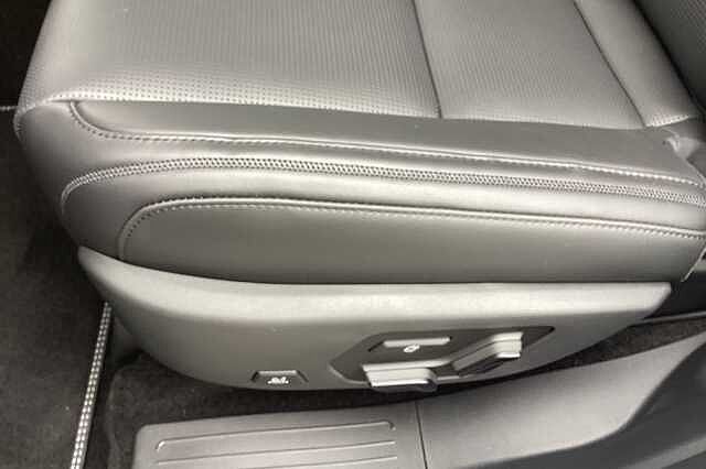 Hyundai SANTA FE 1.6 TGDi PHEV Calligraphy 5dr 4WD Auto [6 Seats]