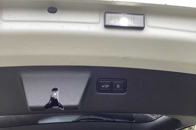 Hyundai SANTA FE 1.6 TGDi PHEV Calligraphy 5dr 4WD Auto [6 Seats]