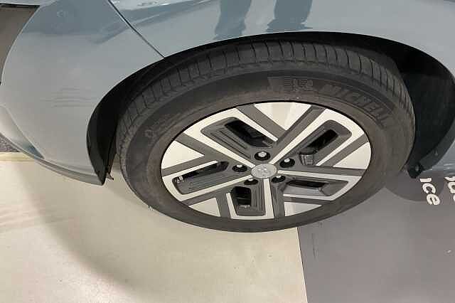 Hyundai KONA 150kW Premium 64kWh 5dr Auto