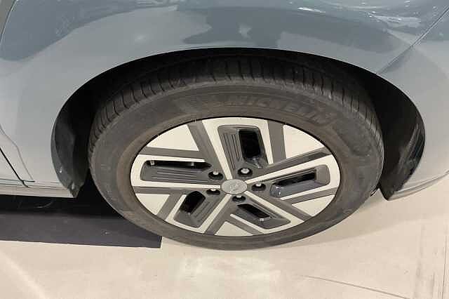 Hyundai KONA 150kW Premium 64kWh 5dr Auto