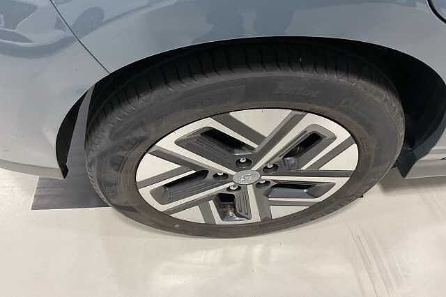 Hyundai KONA 150kW Premium 64kWh 5dr Auto