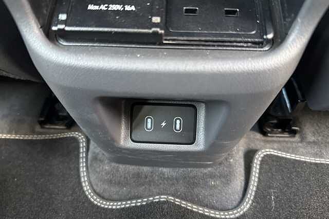 Hyundai KONA E (218ps) Ultimate