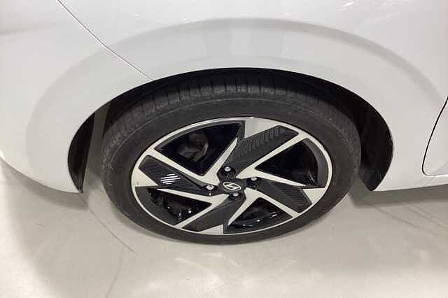 Hyundai i10 1.0 [63] Premium 5dr Auto [Nav]