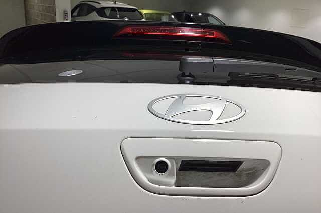 Hyundai i10 1.0 [63] Premium 5dr Auto [Nav]