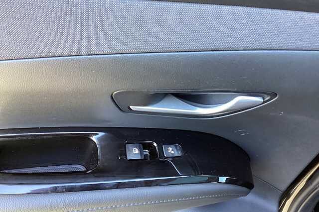 Hyundai TUCSON 1.6 T-GDi Hybrid Aut. 2021MY Ultimate Black
