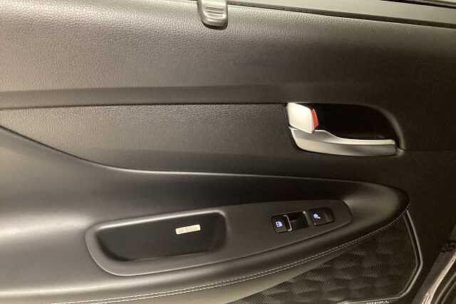 Hyundai SANTA FE 1.6 TGDi Hybrid Ultimate 5dr Auto