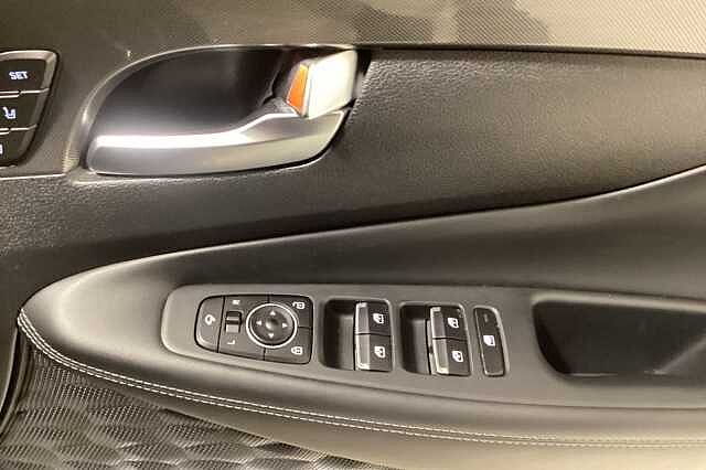 Hyundai SANTA FE 1.6 TGDi Hybrid Ultimate 5dr Auto