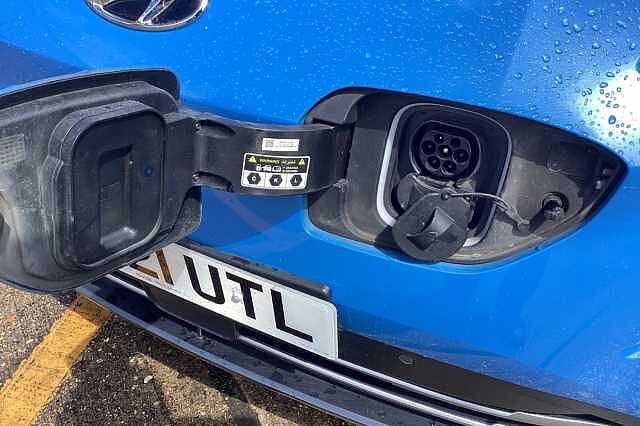 Hyundai KONA 150kW Premium 64kWh 5dr Auto