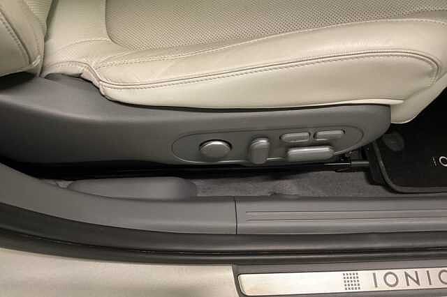 Hyundai IONIQ 5 160kW Ultimate 73 kWh 5dr Auto