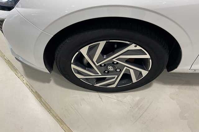 Hyundai i20 1.0T GDi Advance 5dr