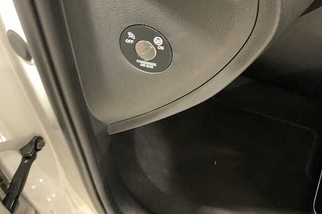 Hyundai i20 1.0T GDi Advance 5dr