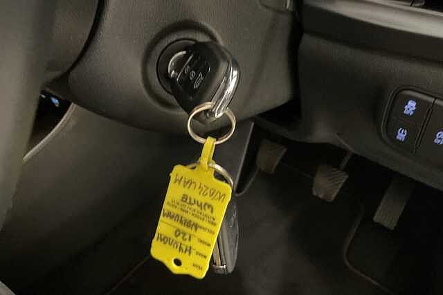 Hyundai i20 1.0T GDi Advance 5dr