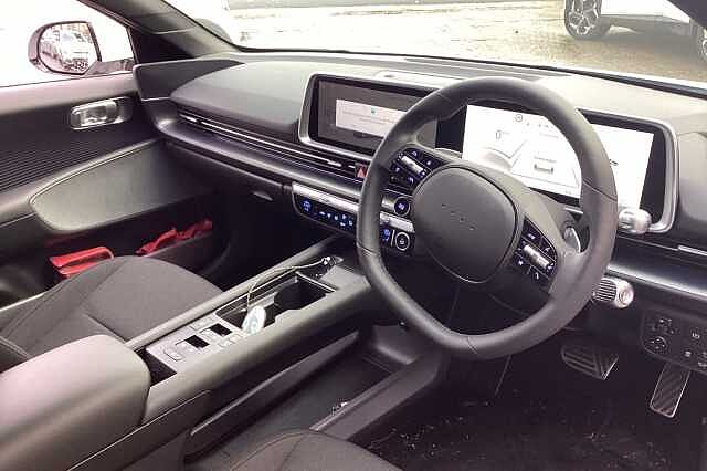Hyundai IONIQ 6 E (228ps) Premium 77kWh (Single Motor) RWD