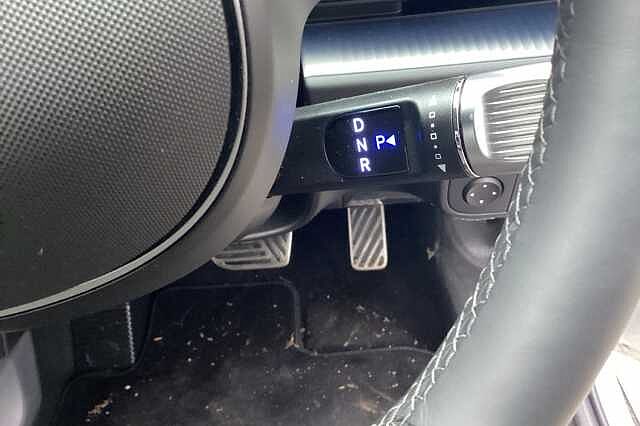 Hyundai IONIQ 6 E (228ps) Premium 77kWh (Single Motor) RWD