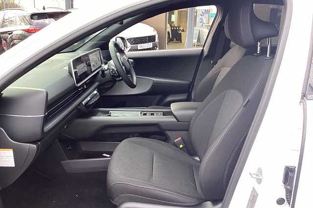 Hyundai IONIQ 6 E (228ps) Premium 77kWh (Single Motor) RWD