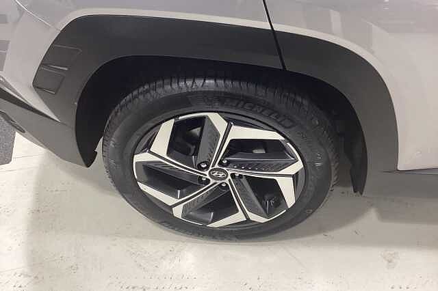 Hyundai TUCSON 1.6 T-GDi PHEV 4WD Aut. 2023MY Ultimate Silver