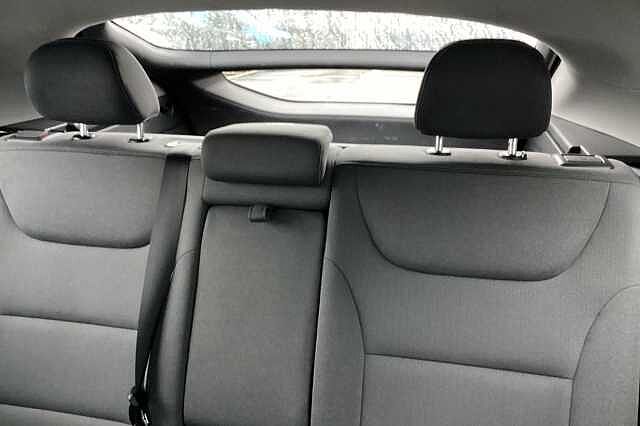 Hyundai IONIQ 100kW Premium 38kWh 5dr Auto