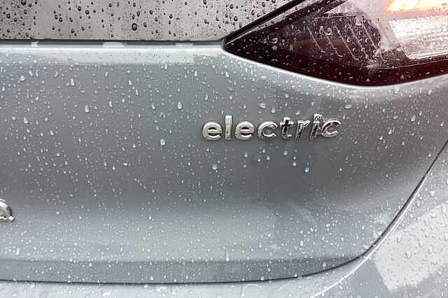 Hyundai IONIQ 100kW Premium 38kWh 5dr Auto