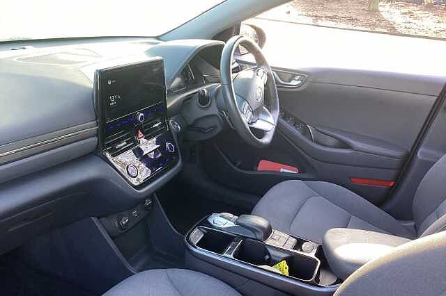 Hyundai IONIQ 100kW Premium 38kWh 5dr Auto