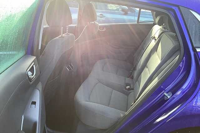 Hyundai IONIQ 100kW Premium 38kWh 5dr Auto