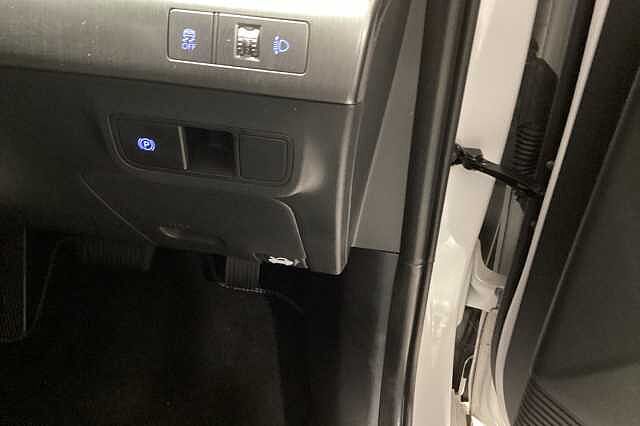 Hyundai KONA 160kW Advance 65kWh 5dr Auto