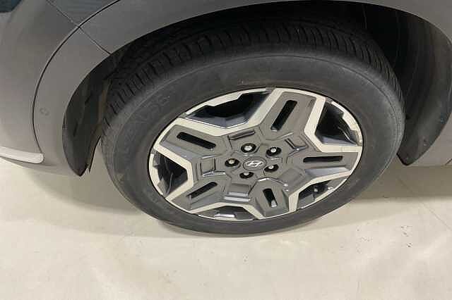 Hyundai SANTA FE 1.6 TGDi Plug-in Hybrid Ultimate 5dr 4WD Auto Black