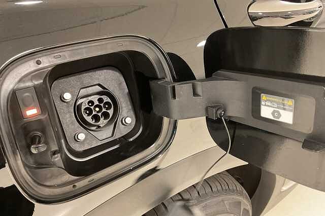 Hyundai SANTA FE 1.6 TGDi Plug-in Hybrid Ultimate 5dr 4WD Auto Black