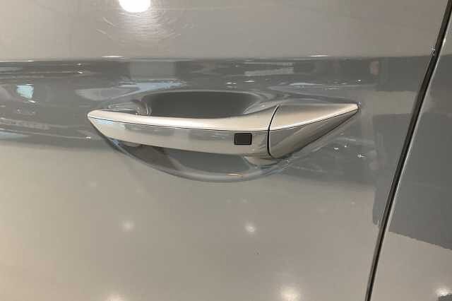 Hyundai IONIQ 100kW Premium SE 38kWh 5dr Auto