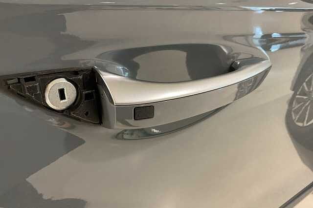 Hyundai IONIQ 100kW Premium SE 38kWh 5dr Auto