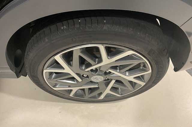 Hyundai KONA 1.6 GDi Hybrid Premium 5dr DCT