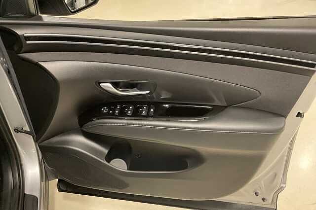 Hyundai TUCSON 1.6 TGDi Hybrid 230 SE Connect 5dr 2WD Auto