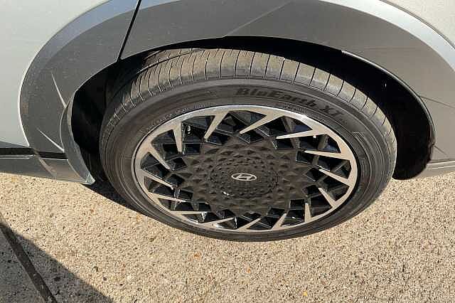 Hyundai IONIQ 5 160kW Ultimate 73 kWh 5dr Auto Gold