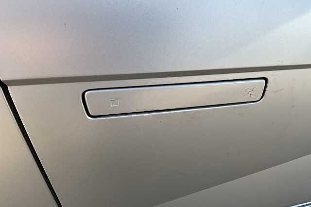 Hyundai IONIQ 5 160kW Ultimate 73 kWh 5dr Auto Gold