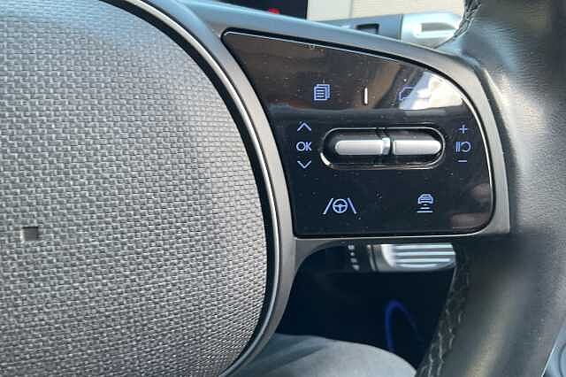 Hyundai IONIQ 5 160kW Ultimate 73 kWh 5dr Auto Gold