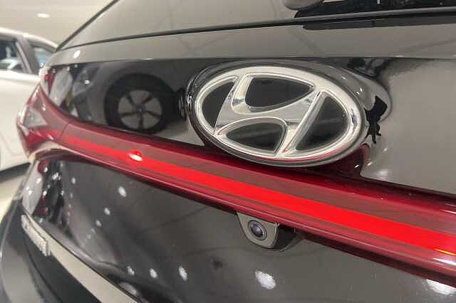 Hyundai i20 1.0T GDi 48V MHD Premium 5dr DCT