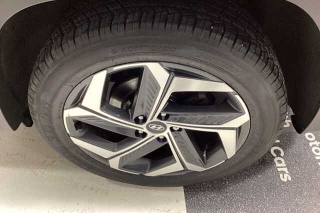 Hyundai TUCSON 1.6 TGDi Plug-in Hybrid Premium 5dr 4WD Auto